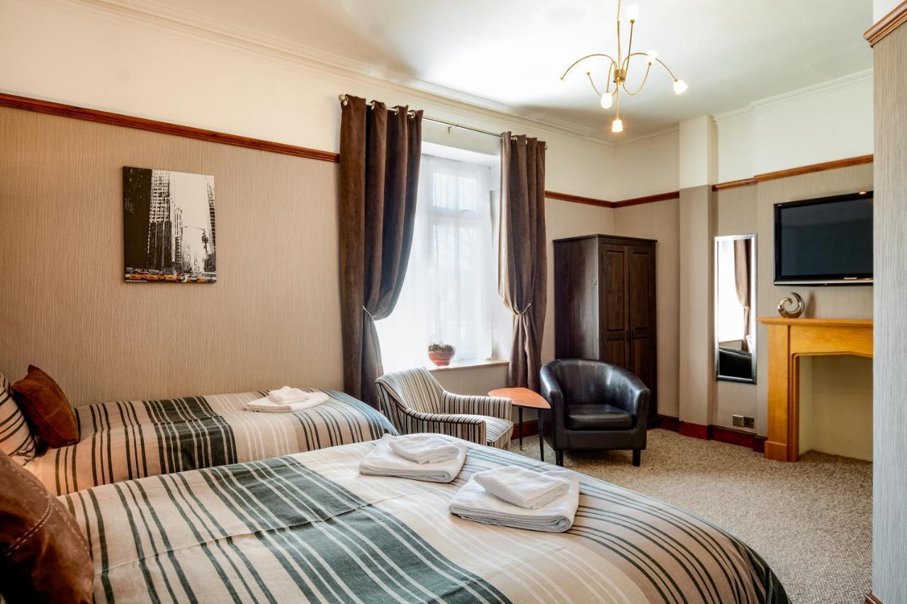 Tanes Hotel Cardiff Exterior photo